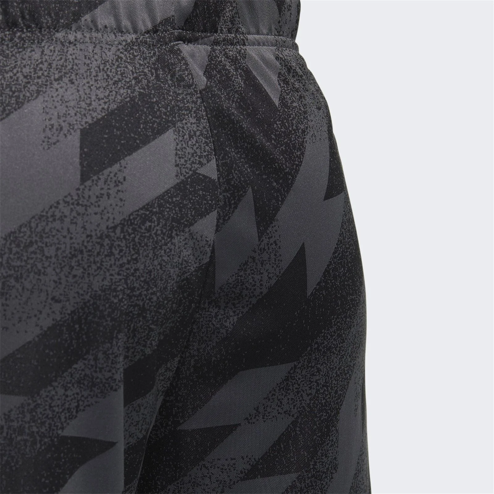 adidas Culture Pack Shorts Camo - Black - Image 6
