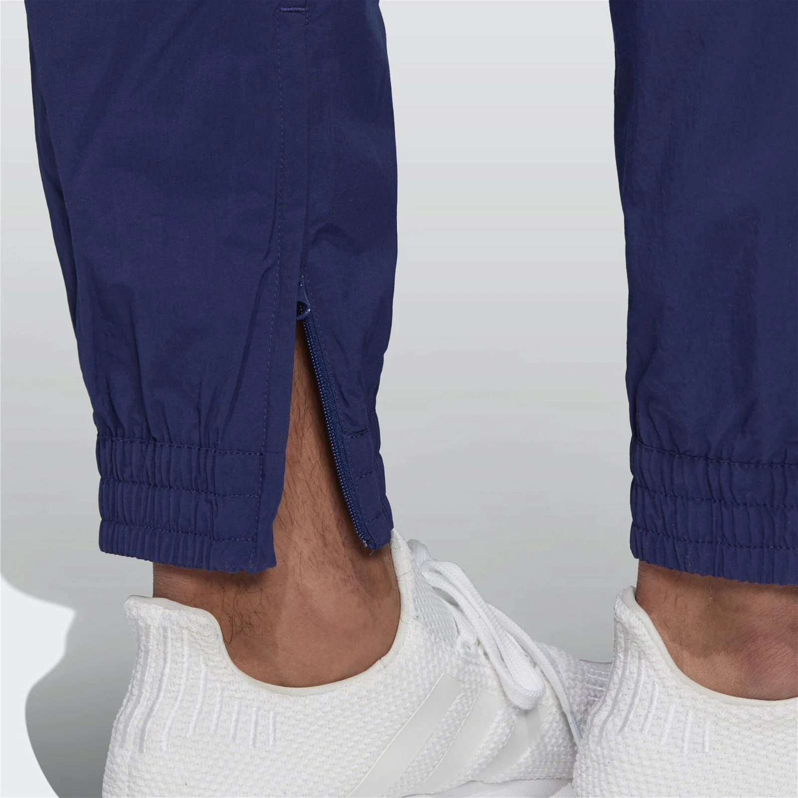 adidas Originals 90's Archive Track Pant - Navy - Image 6