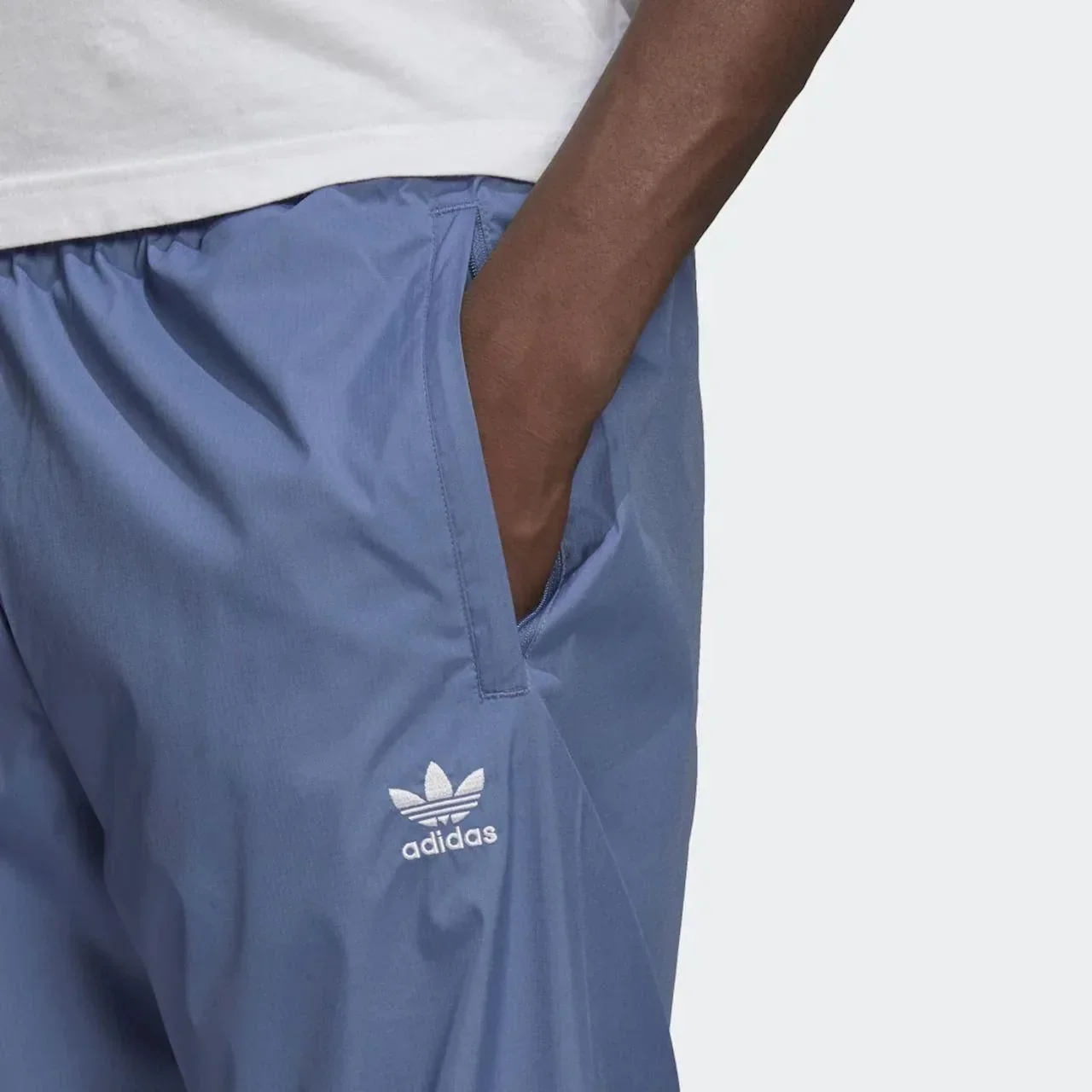 adidas Originals Adicolor 3D Trefoil 3-Stripes Track Pants - Blue - Image 4