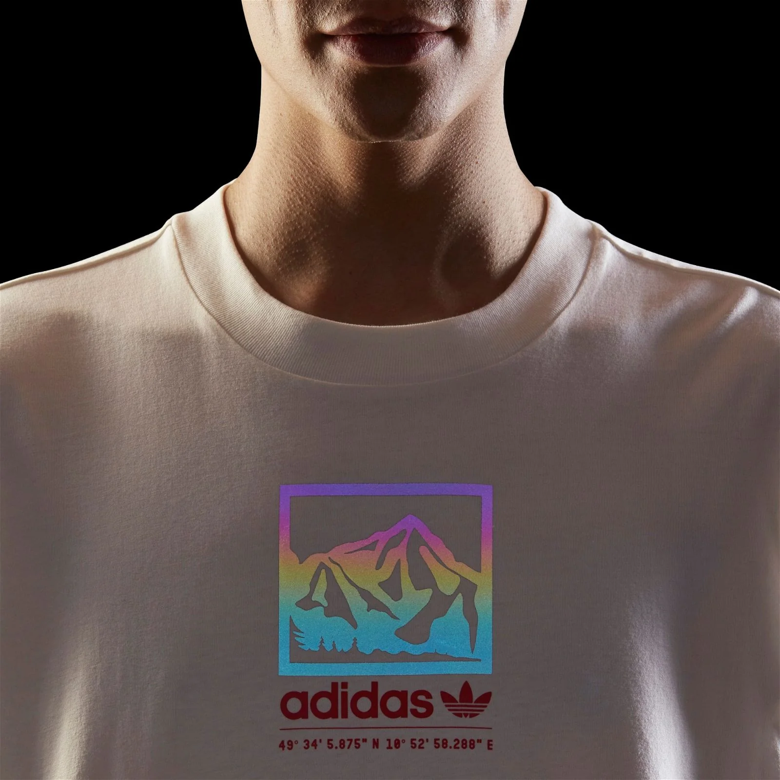 adidas Originals Adiplore 2.0 Centre Logo Tee - Off White - Image 4