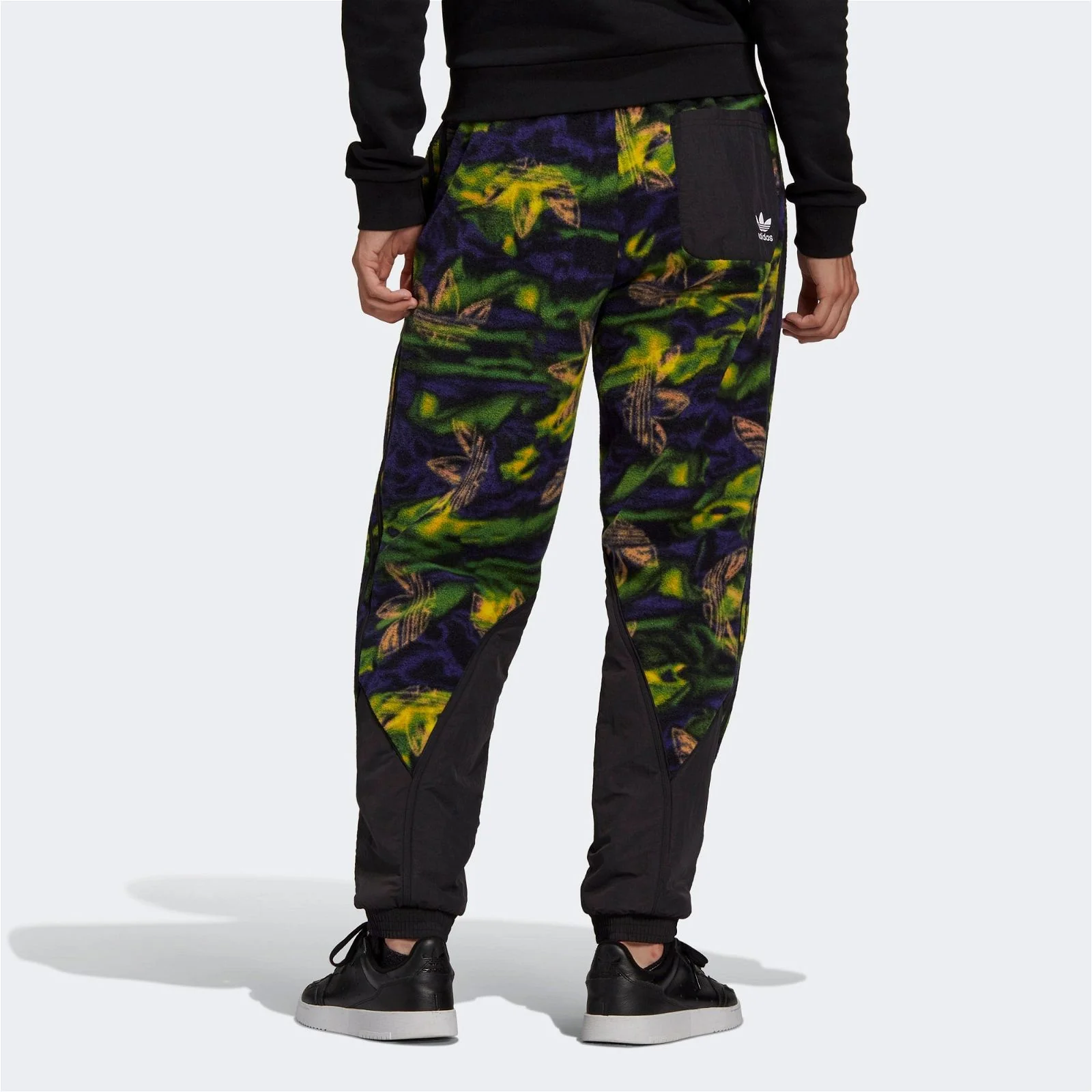 adidas Originals Big Trefoil Print Polar Fleece Bottoms - Multi - Image 4