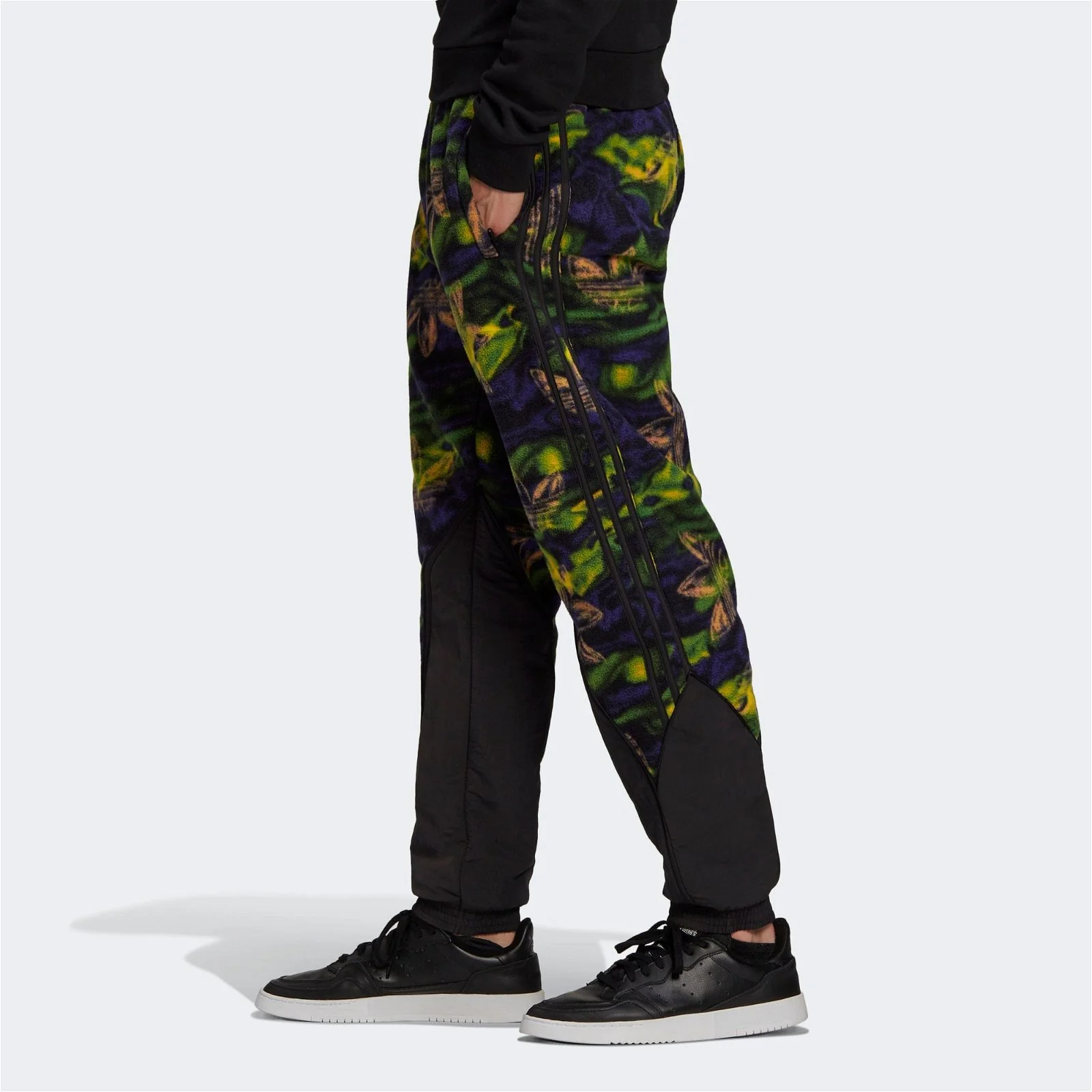 adidas Originals Big Trefoil Print Polar Fleece Bottoms - Multi - Image 5