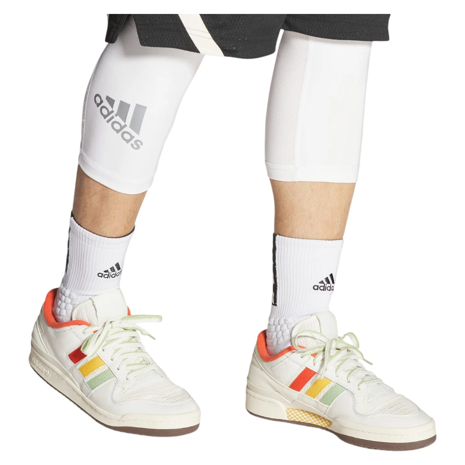 adidas Originals Forum 84 Low CL Shoes - Off White, Orange & Gum - Image 3