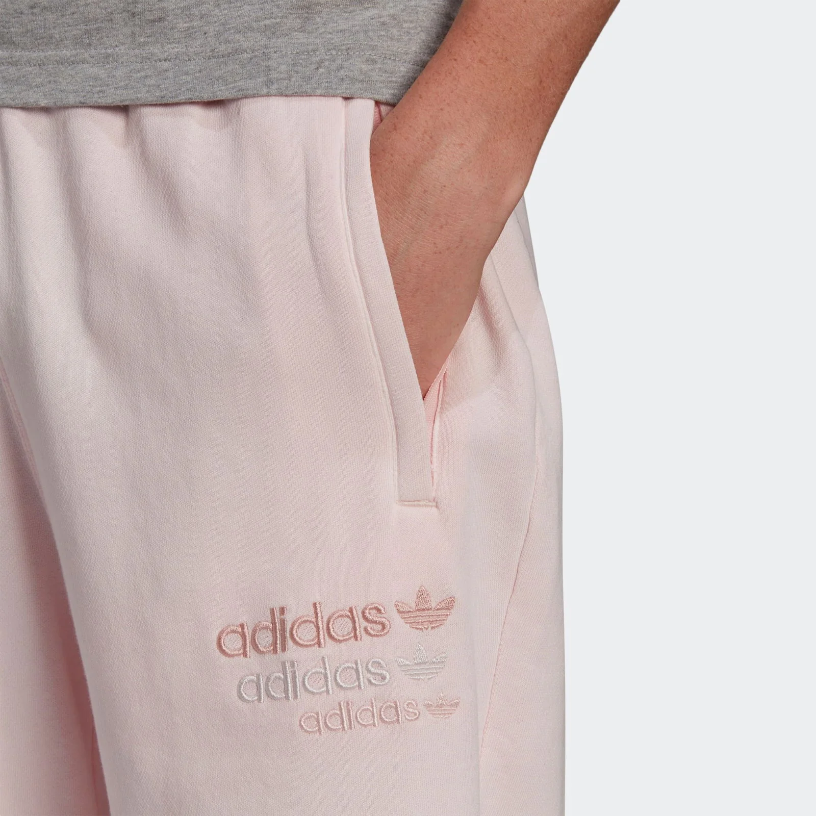 adidas Originals Linear Logo Sweat Shorts - Halo Pink - Image 5