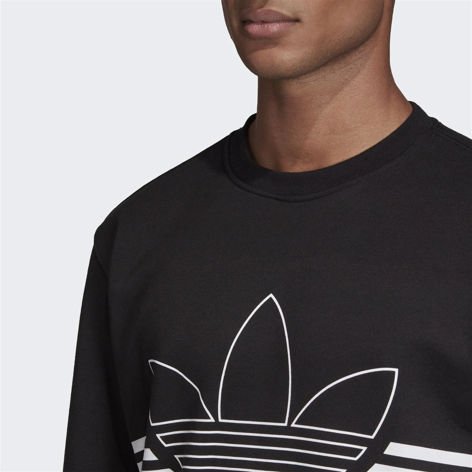adidas Originals Outline Crew Sweat - Black - Image 4