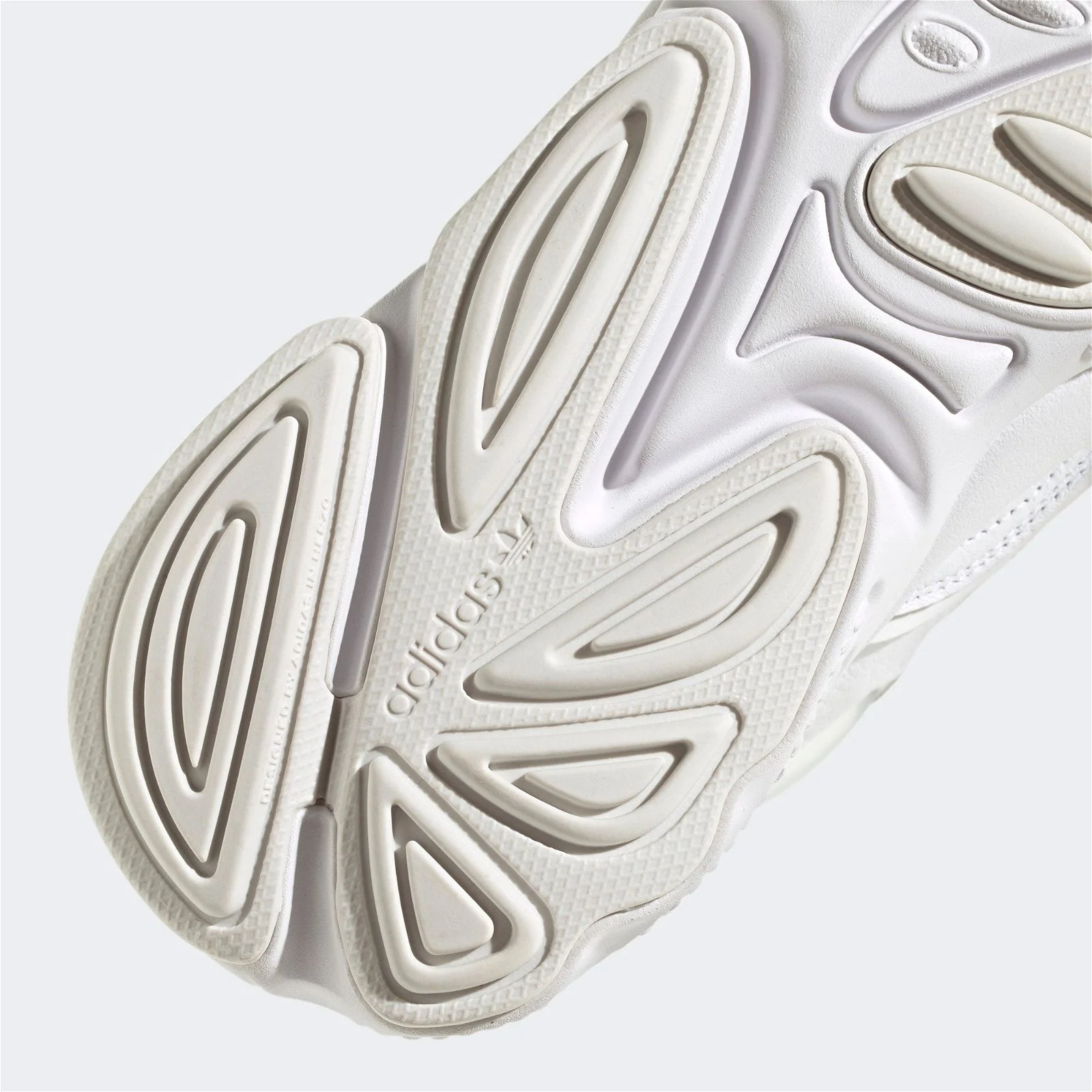 adidas Originals Ozweego Shoes - White - Image 5