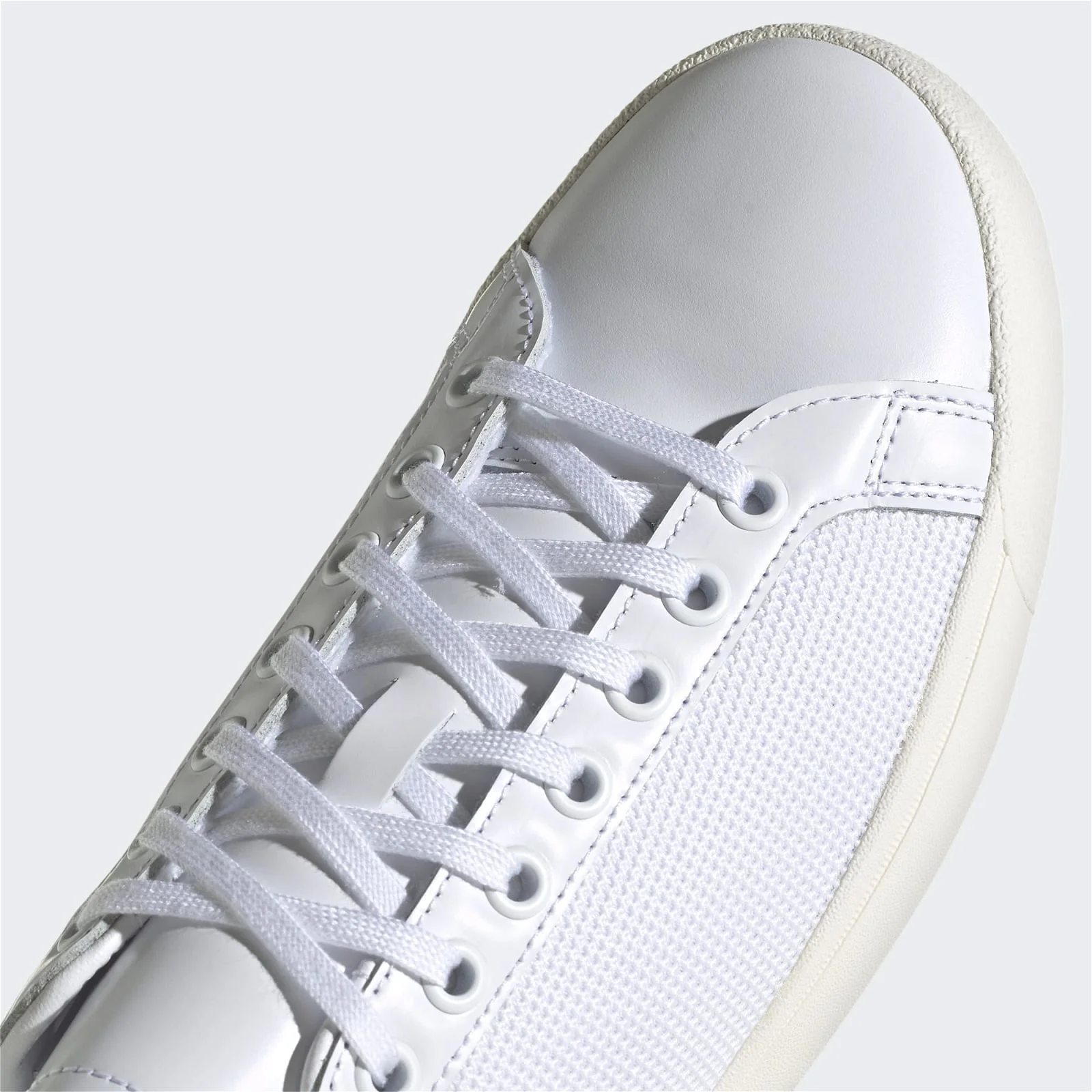 adidas Originals Rod Laver Vintage Shoes - White / Green - Image 6