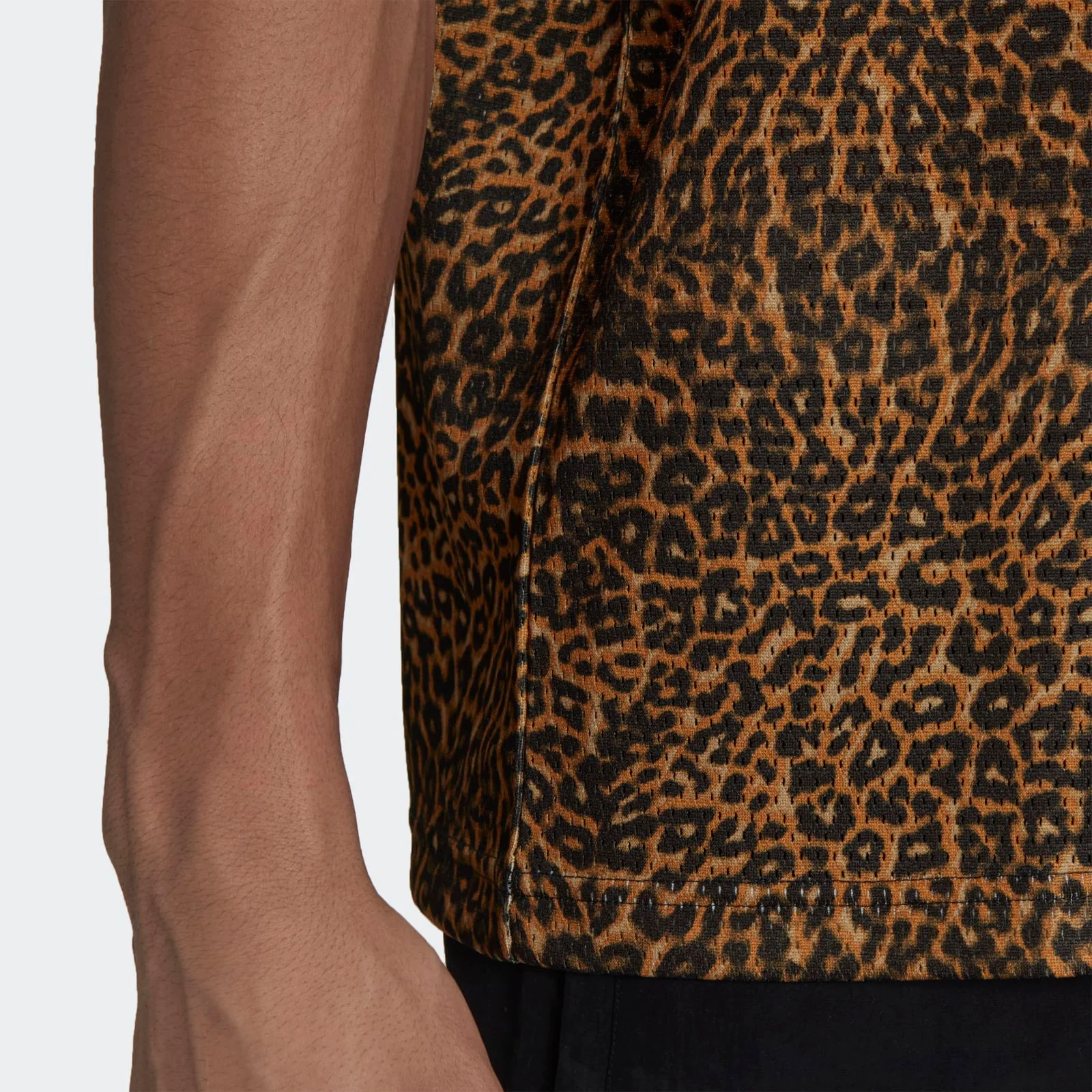 adidas Originals SPRT Allover Print Animal BB Vest - Beige Tone - Image 4