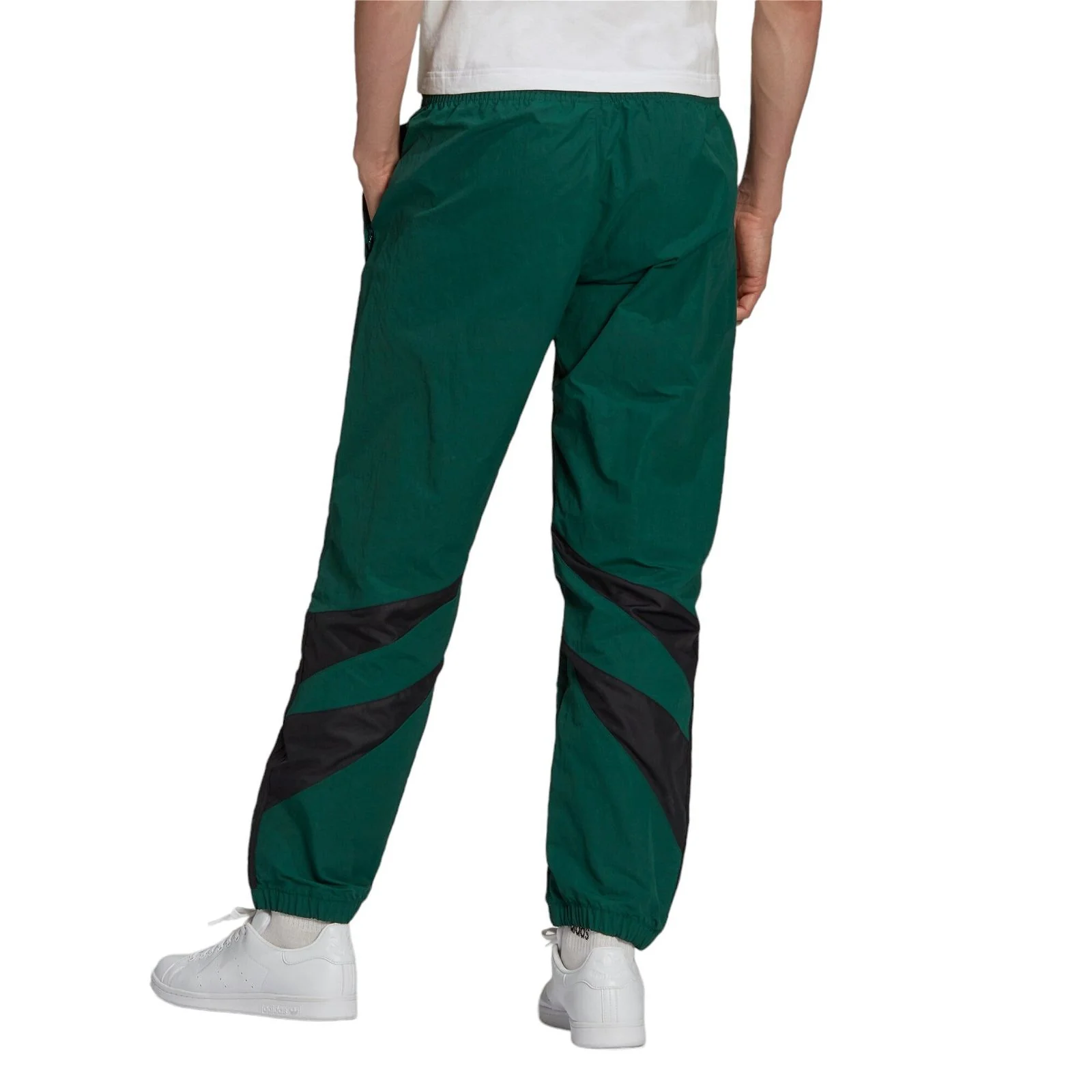 adidas Originals SPRT Shark Woven Track Pants - Collegiate Green / Black - Image 2
