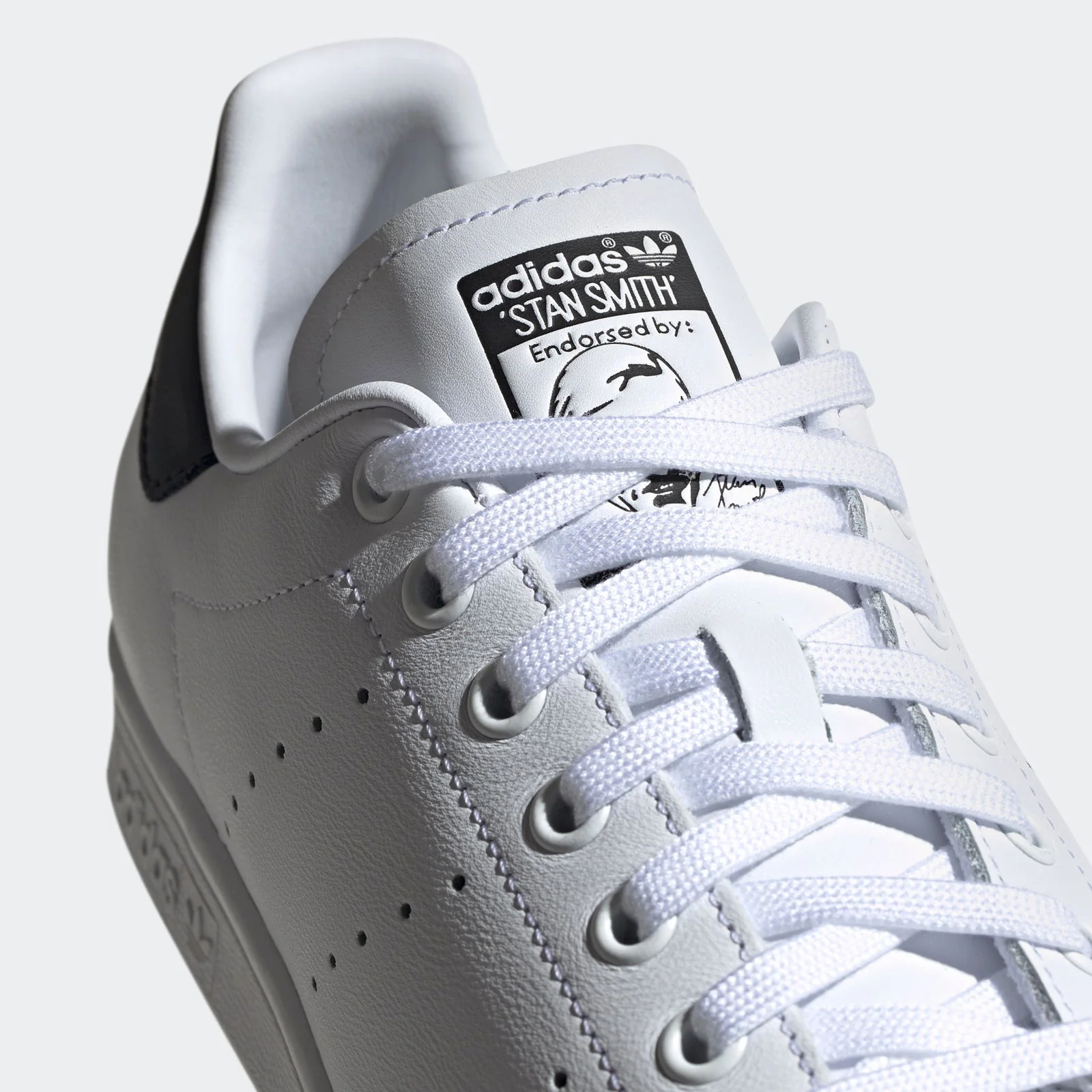 adidas Originals Stan Smith Script Shoes - White & Black - Image 6