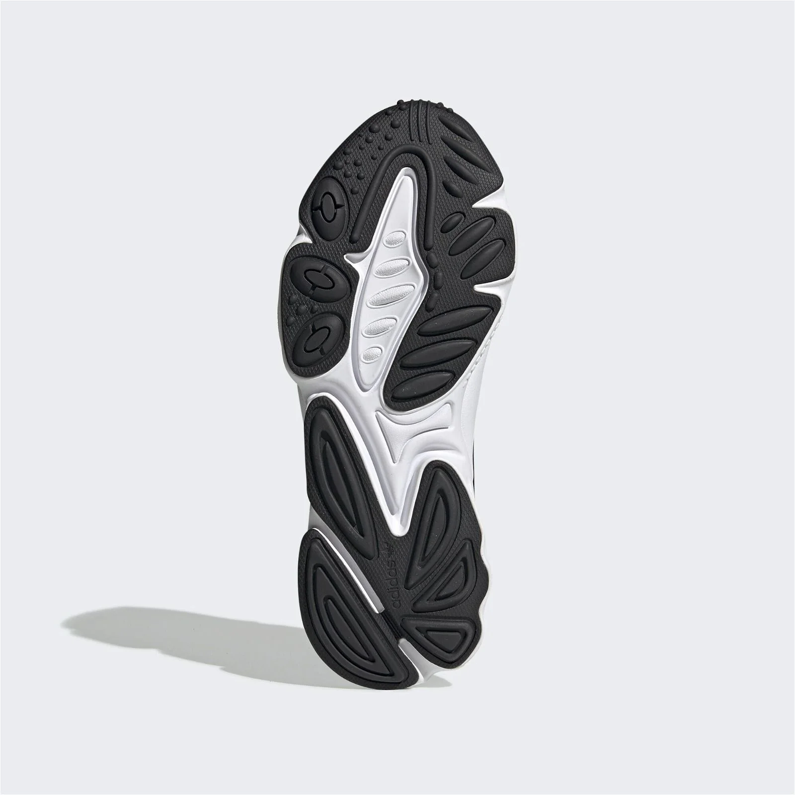 adidas Originals Unisex Ozweego Shoes - Core Black / Solar Green - Image 5