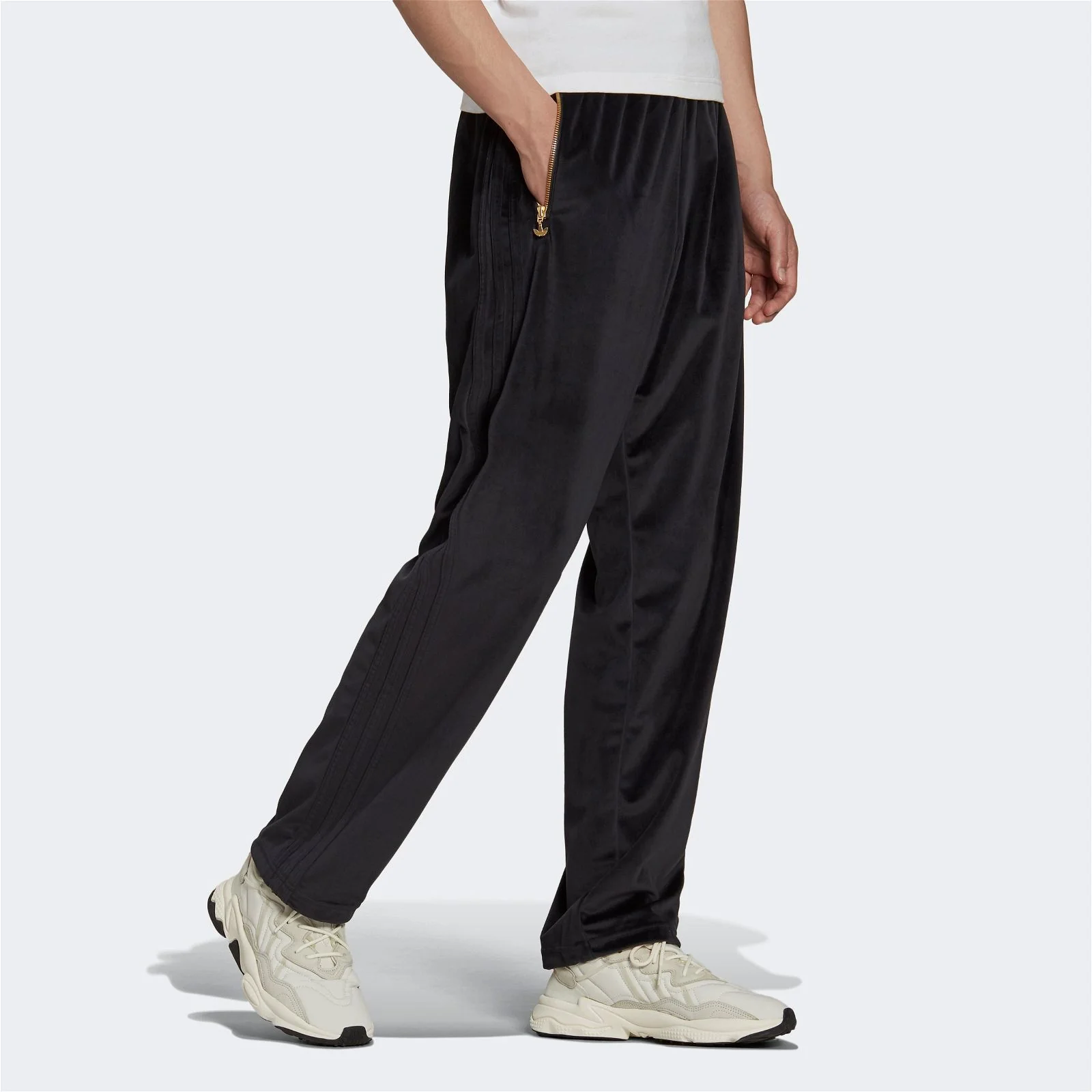 adidas Originals Velour Track Pants - Black - Image 4
