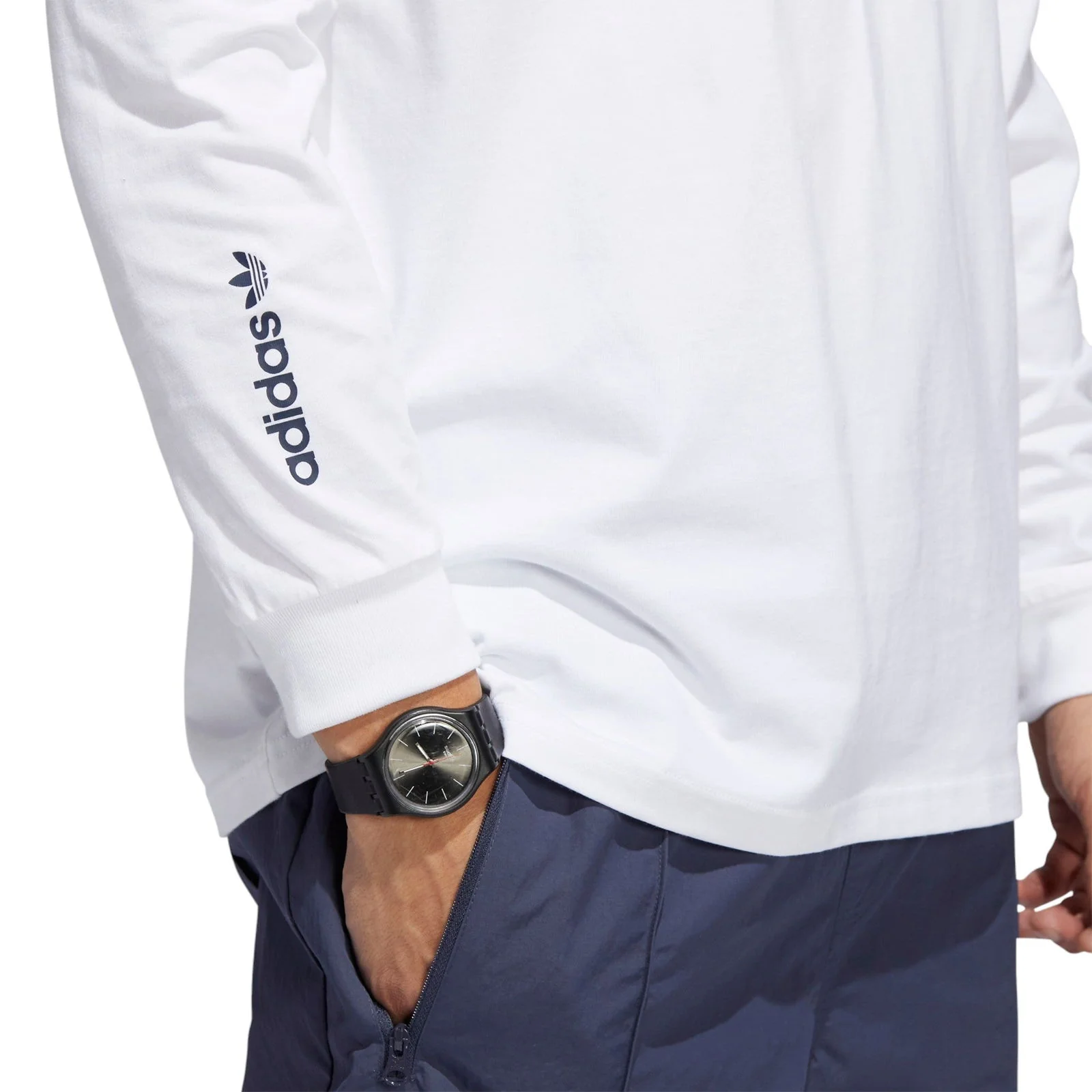 adidas Originals Washed Out 4.0 Logo Long Sleeve T-Shirt - White - Image 7