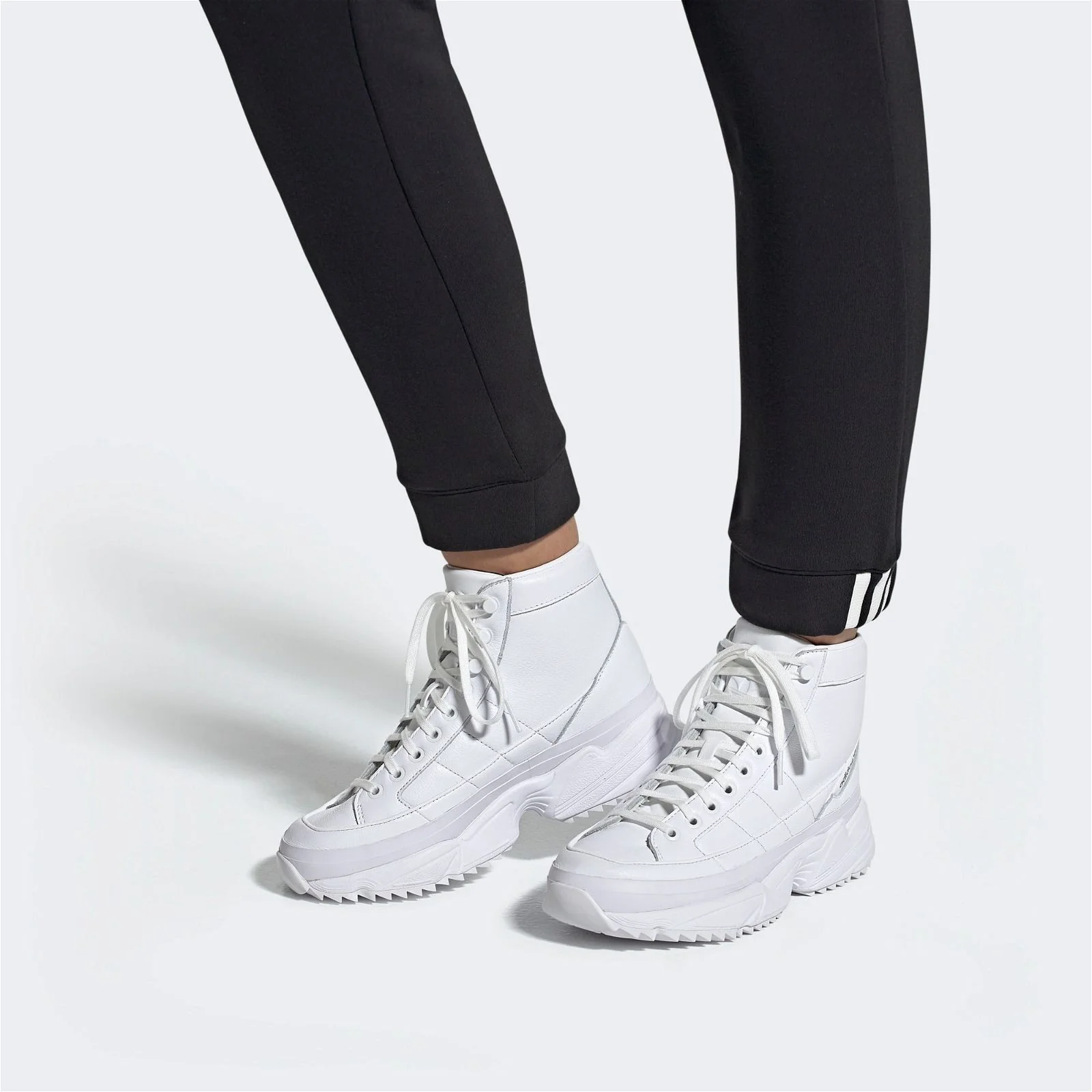 adidas Originals Womens Kiellor Xtra Shoes - White - Image 4