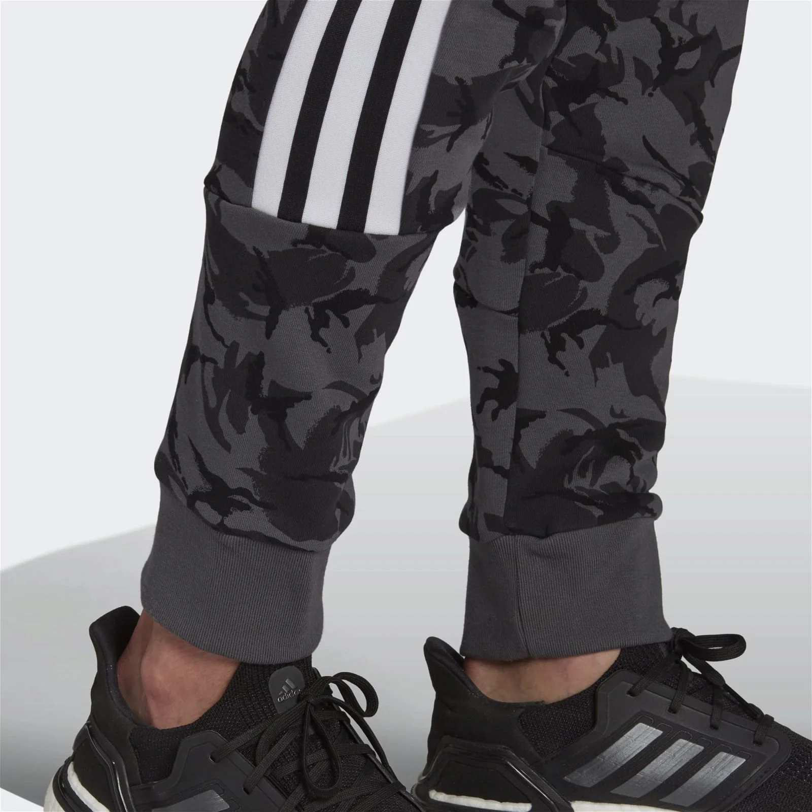 adidas Sportswear Future Icons Camo Graphic Pants - Grey - Image 7