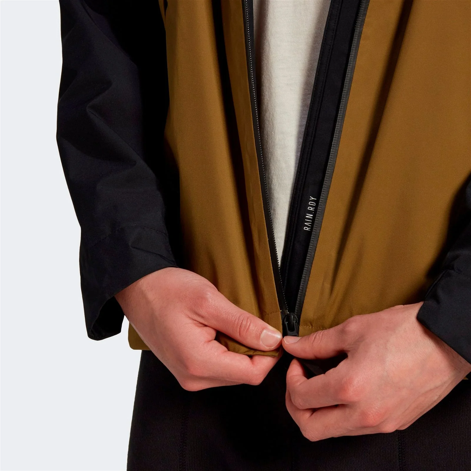 adidas Traveer RAIN.RDY Rain Jacket - Black - Image 4