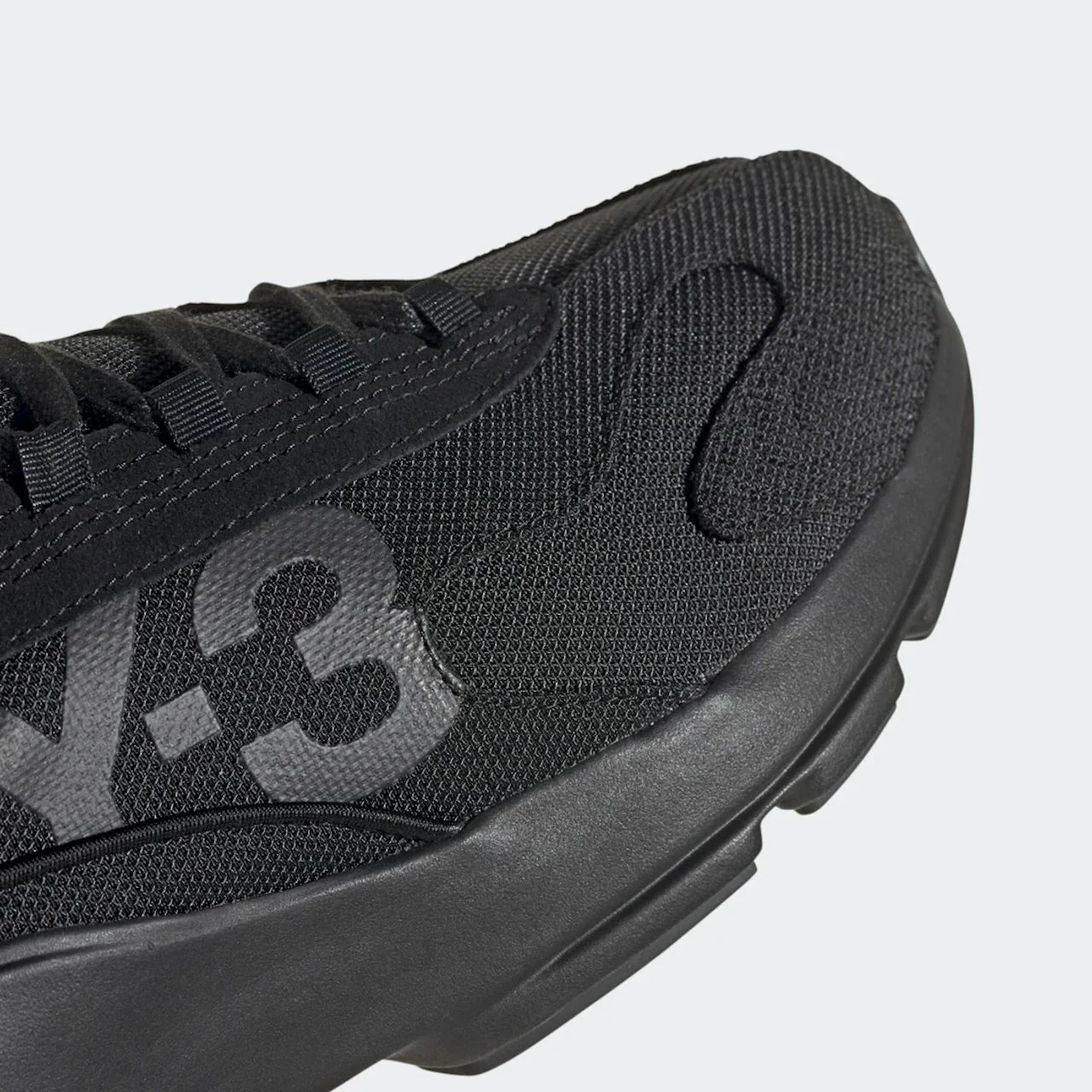 adidas Unisex Y-3 Sukui II Trainers - Black - Image 2