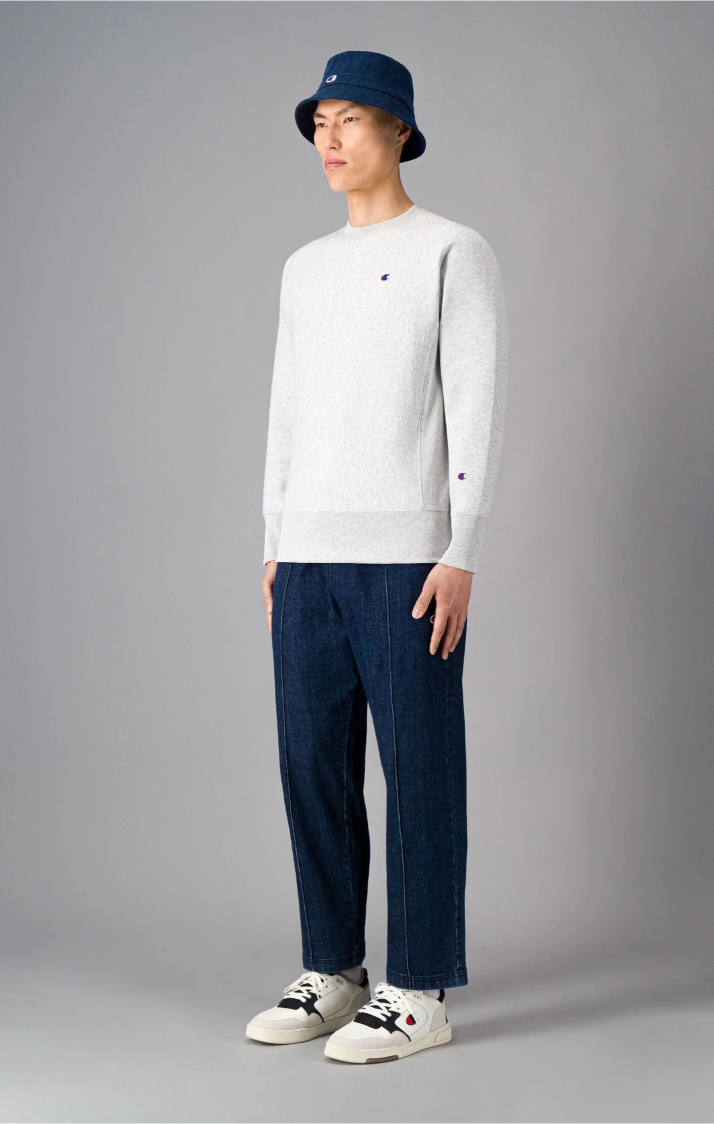 Champion Reverse Weave Crewneck Sweatshirt - Grey - Image 5