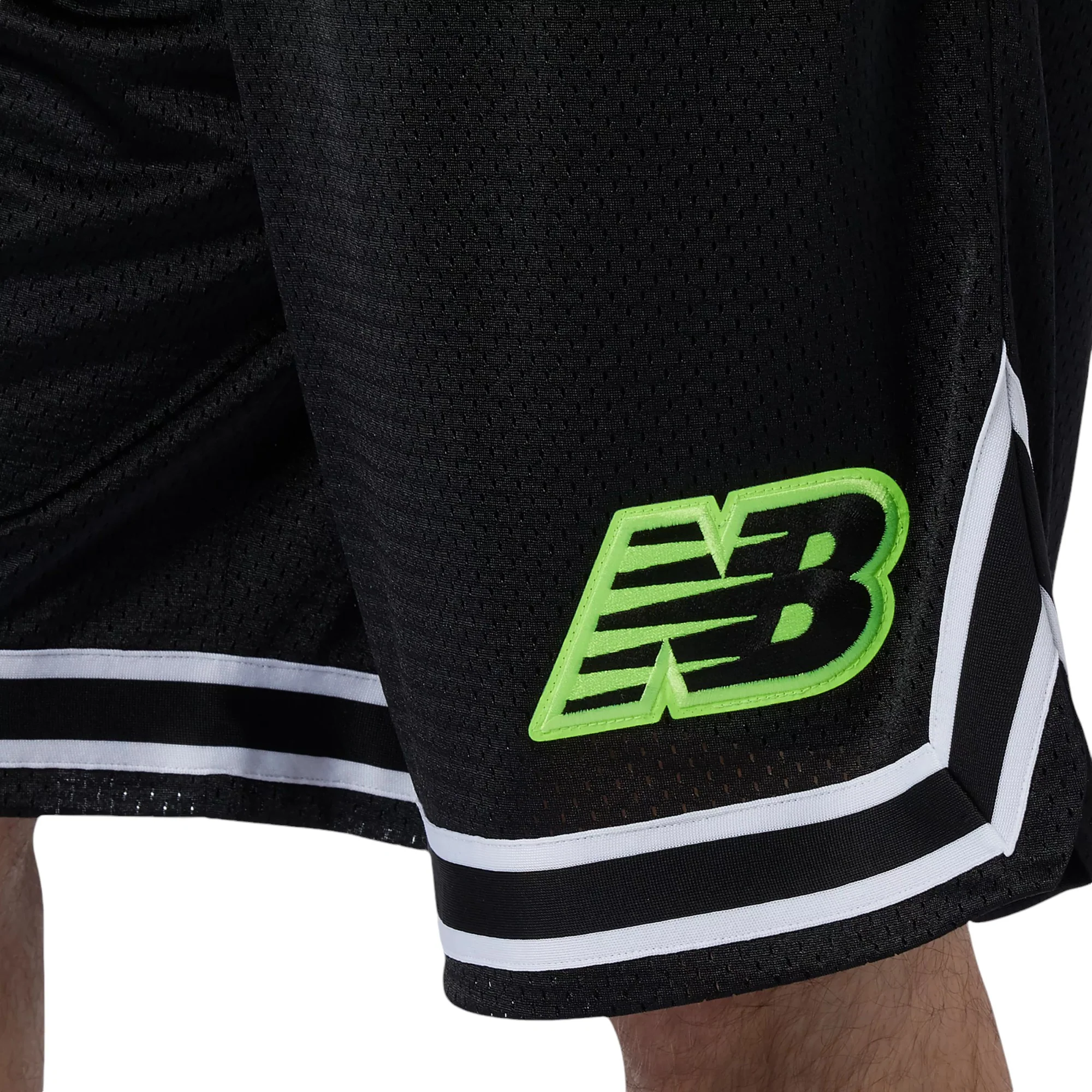 New Balance NB Athletics Psy Varsity Mesh Shorts - Black - Image 4