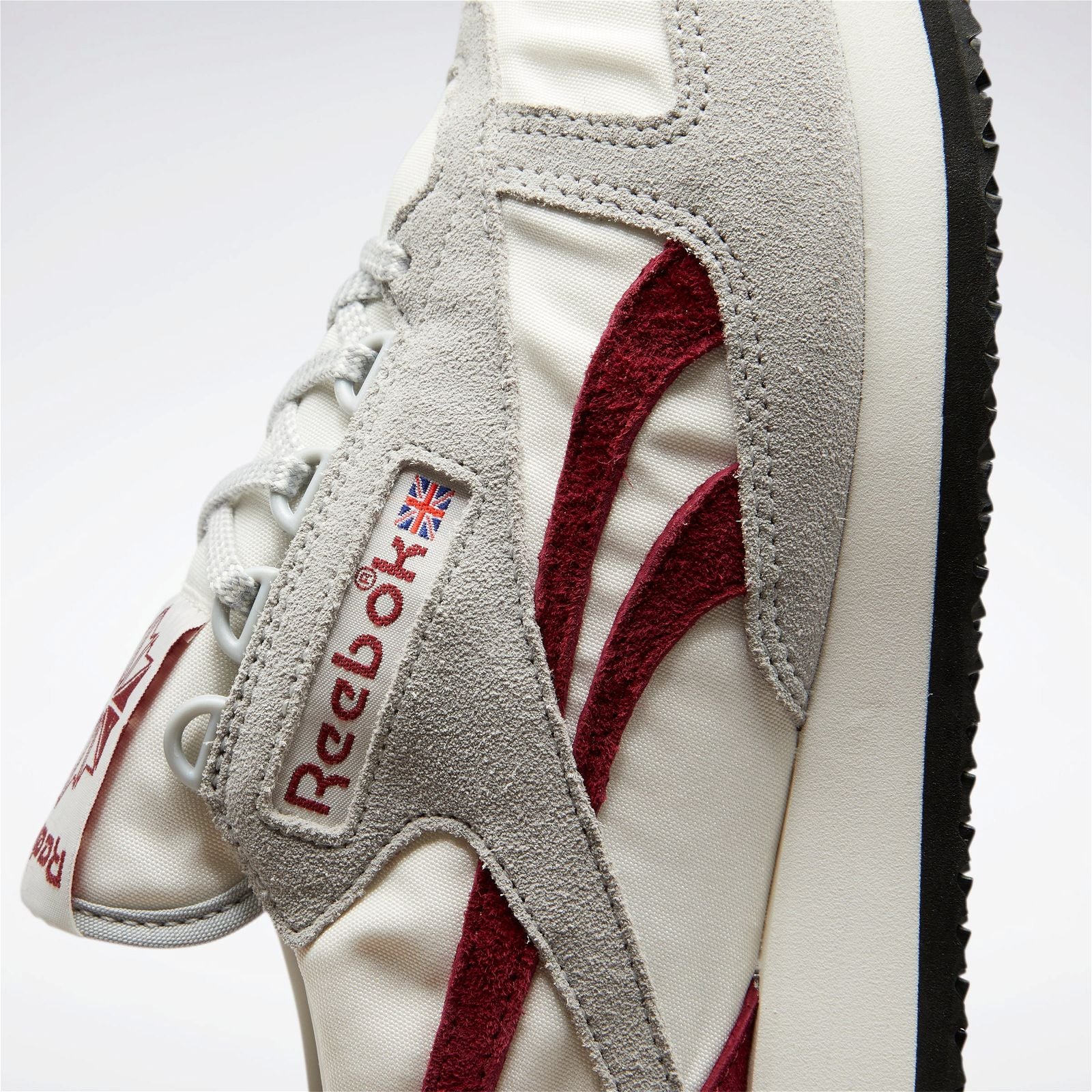 Reebok Classics Unisex Victory G Gore-Tex Shoes - Grey - Image 4
